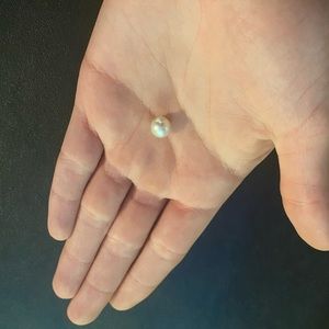 🤍🌊AUTHENTIC UNMODIFIED INTACT AKOYA PEARL🌊🤍